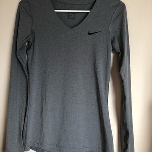 Dri-fit NIKE v-neck shirt
